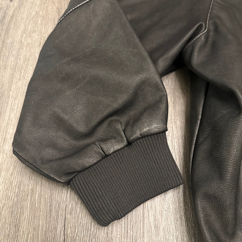 Wild Fable's Women's Distressed Faux Leather Bomber Jacket - Picture 9 of 16